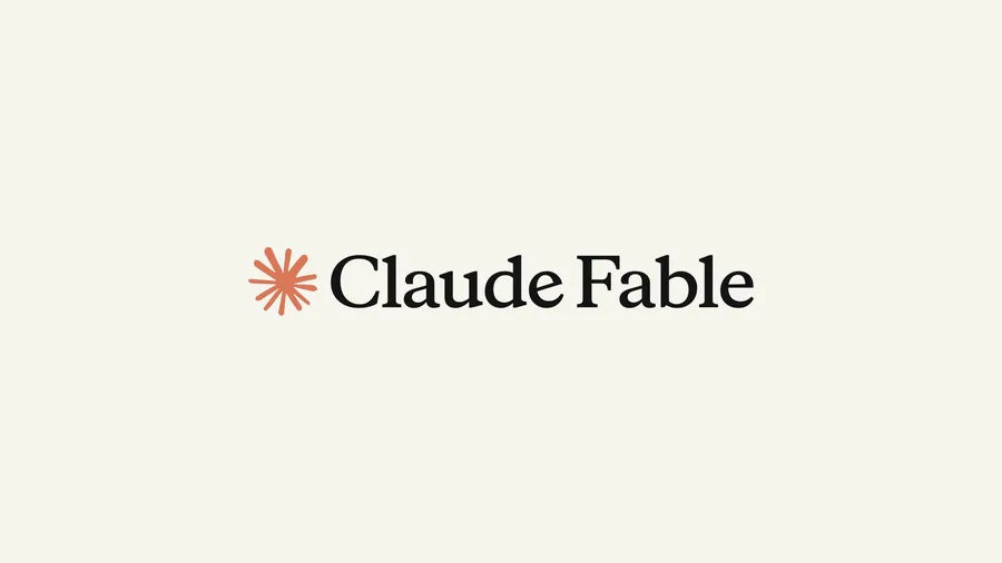 Wortmarke von Claude Fable 5.1 vor dunklem Hintergrund